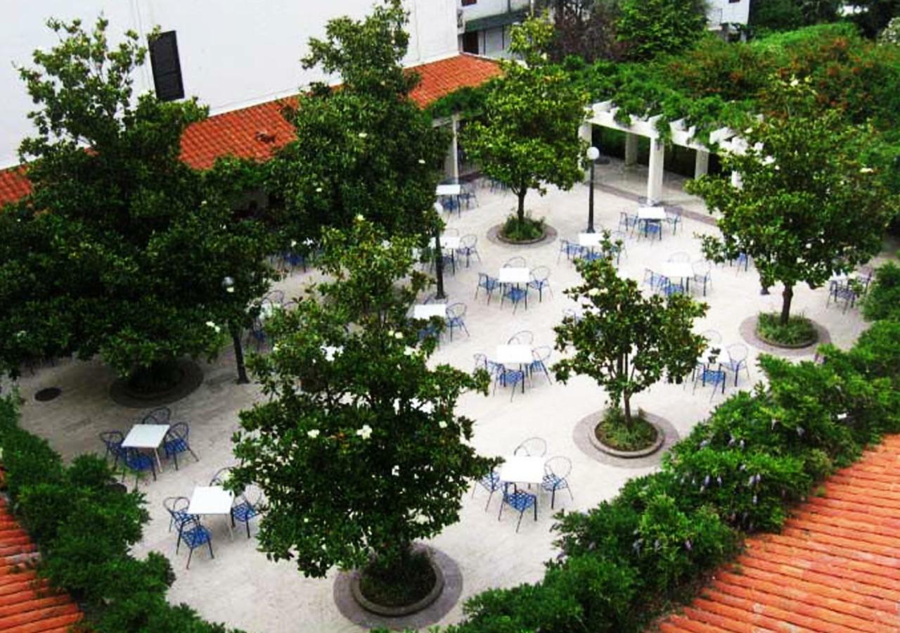 Hotel Sumadija Rafailovici Becici  Bagian luar foto